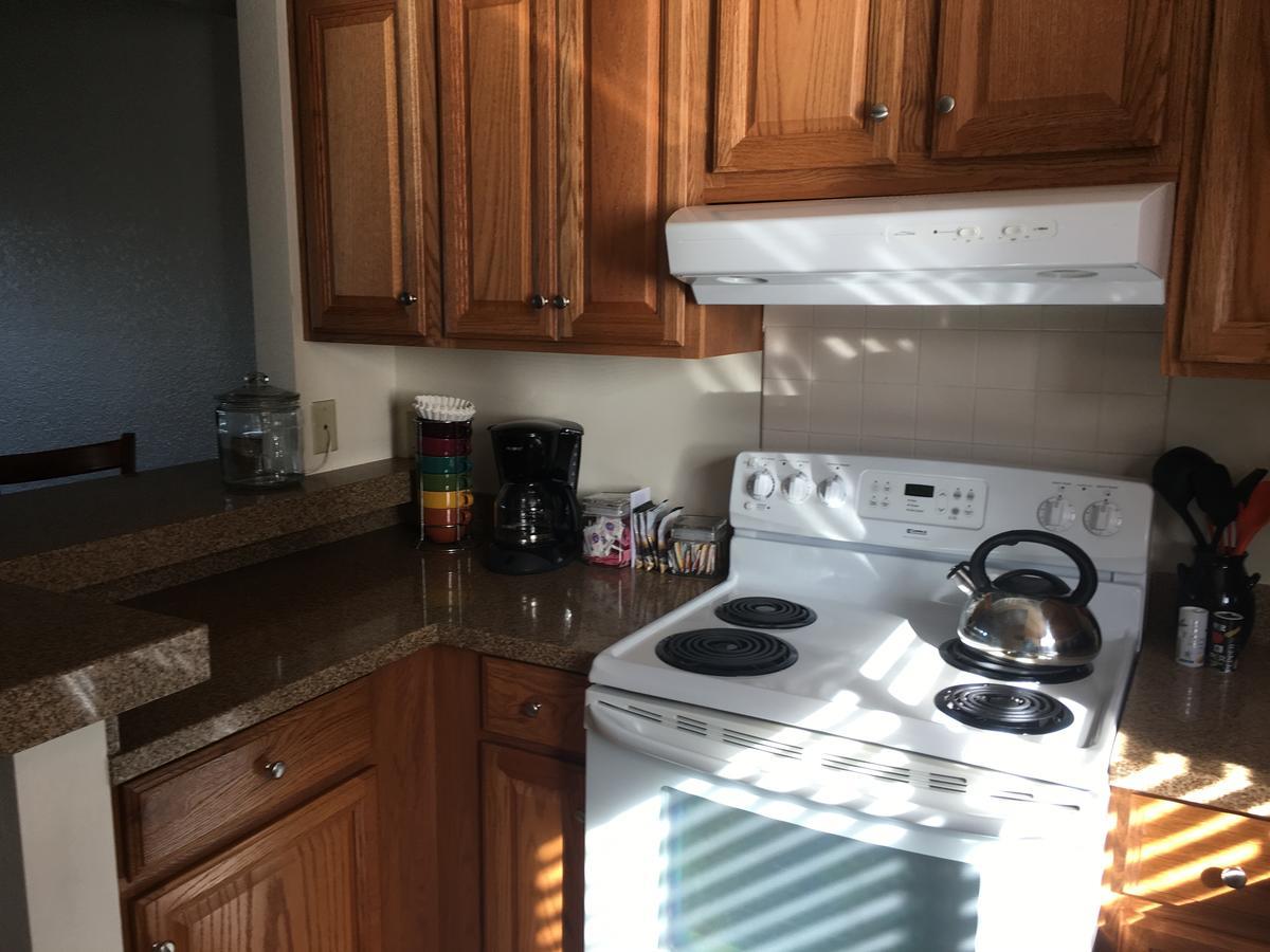 Pine Acres Lodge Pacific Grove Bagian luar foto